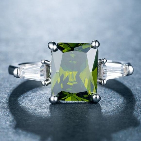 Jewelry - NEW Martini Olive Green Radiant Baguette Ring